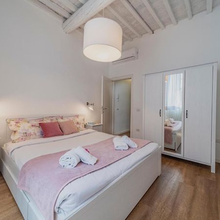 32 Nero - Florence Apartment San Niccolo Екстериор снимка