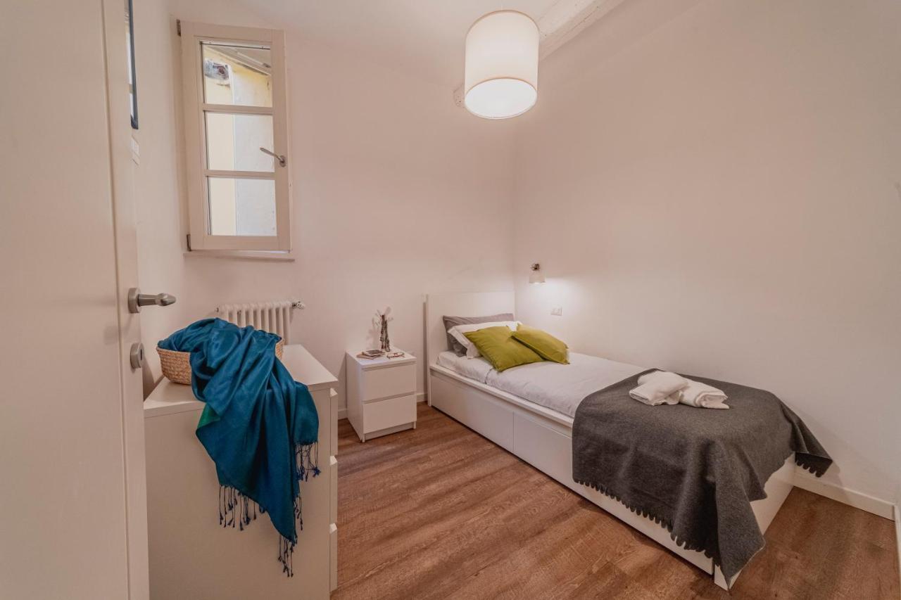 32 Nero - Florence Apartment San Niccolo Екстериор снимка